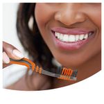 1---7509546080864-Escova-Dental-Colgate-ZigZag-Carvao-4-unid.