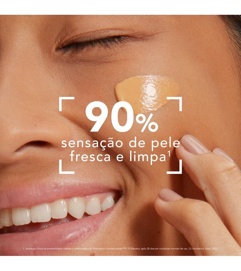 747679-3701129810767-Protetor-Solar-Antioleosidade-Bioderma-Photoderm-FPS-70-Cor-2.0-Com-40g