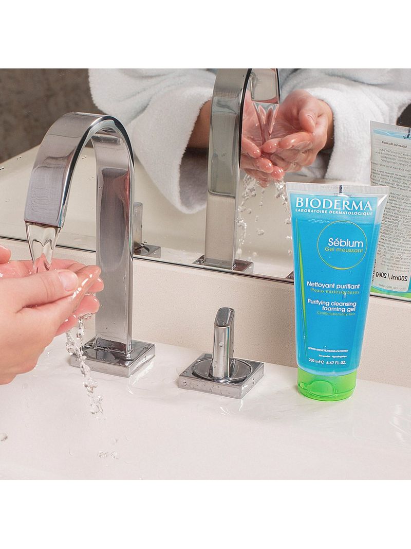 Gel-de-Limpeza-Antioleosidade-Bioderma-Sebium-Gel-Moussant-200ml